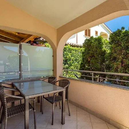 Apartment Kazun - App1 *