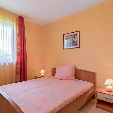 Apartment Kazun - App1 *